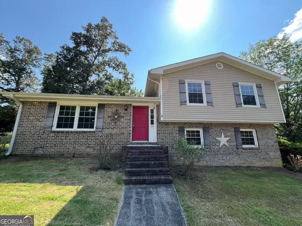 18 Hearthwood Dr SW, Rome, GA 30165