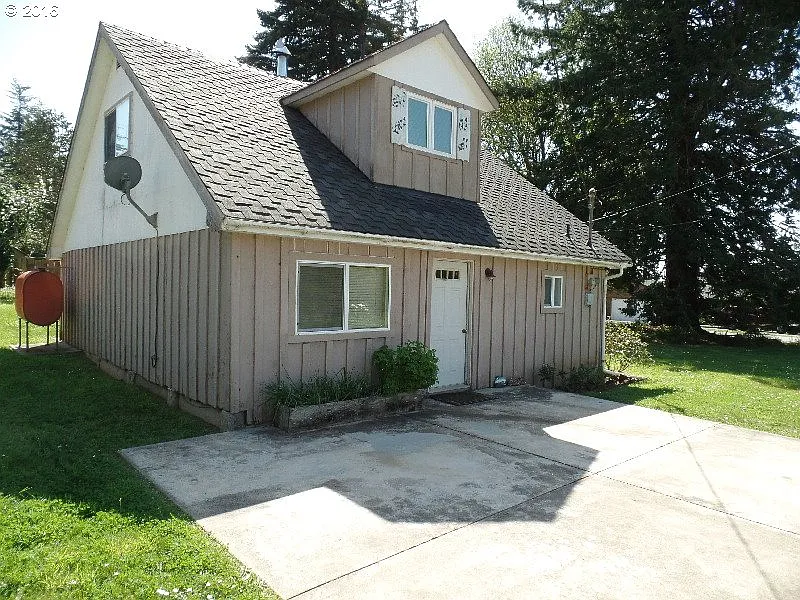 1838 Jackson St photo 1