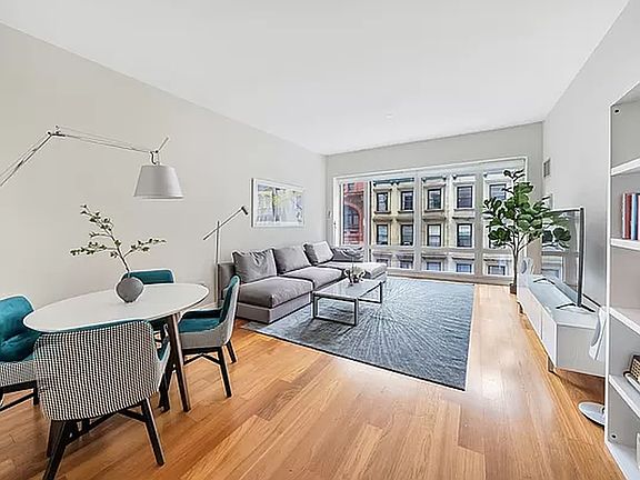2nd image of 33 W 56th St APT 6D