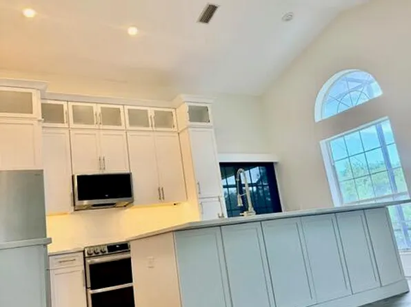 341 CHARLEMAGNE Circle, Ponte Vedra Beach, FL 32082