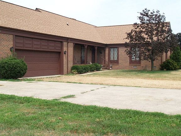 4th image of 31 Riverbank Dr