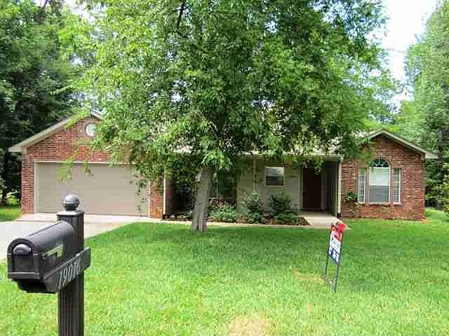 1st image of 19016 Pinedale Cir