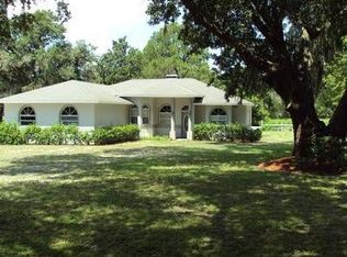 4711 Nesmith Rd, Plant City, FL 33567