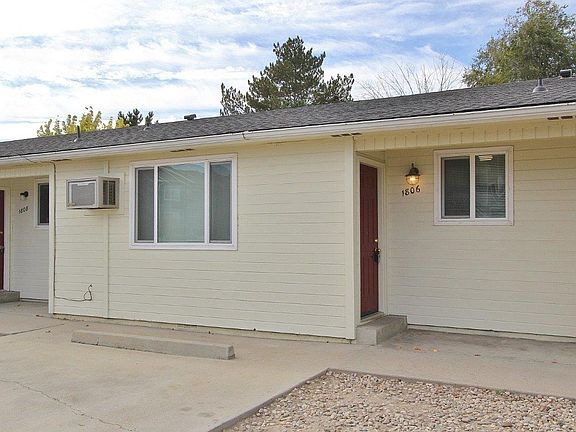 2nd image of 1804 Sunset Ave #1804