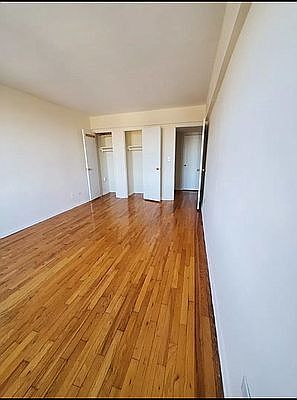 4th image of 78-40 164th St #6E