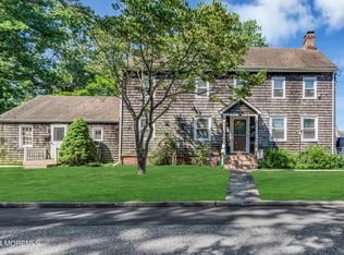 40 Byrnes Ln, Eatontown, NJ 07724