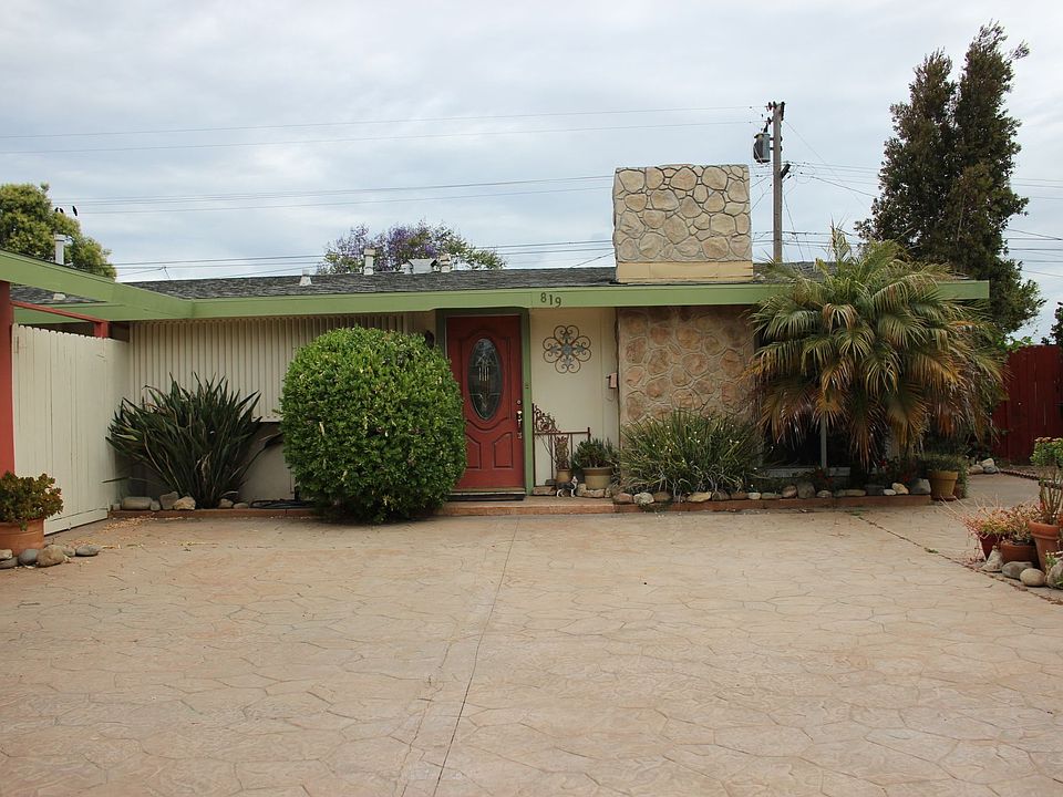 1st image of 819 E Fesler St