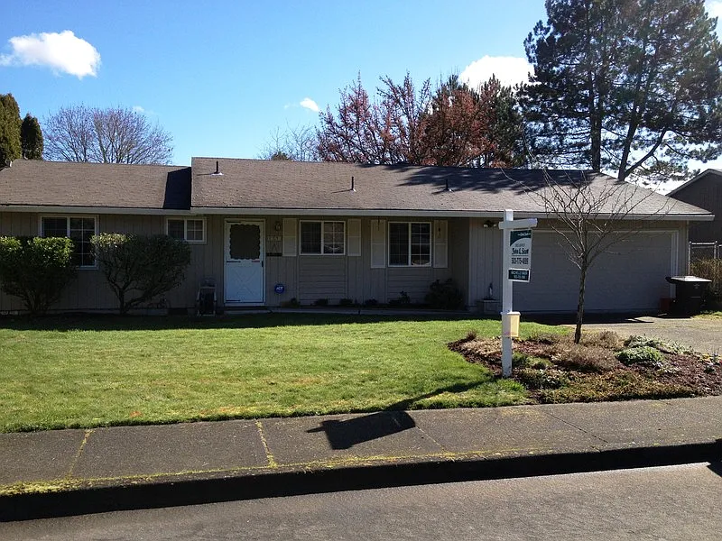 1848 NE 24th Ave photo 1
