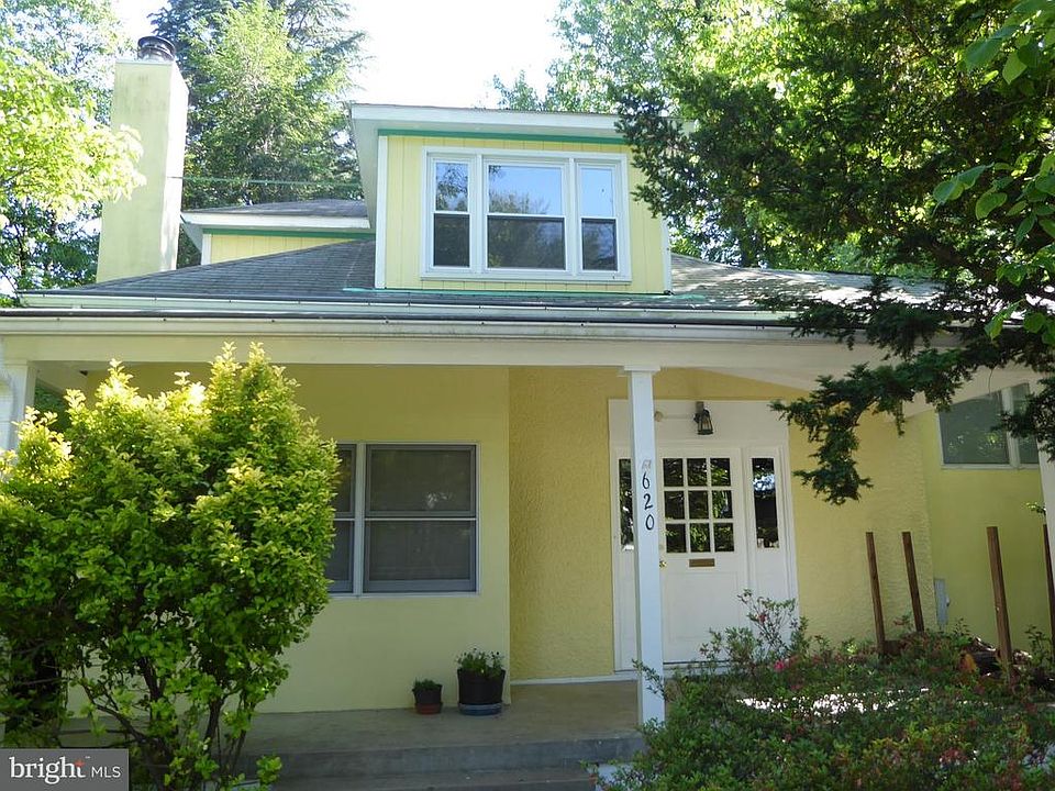 1st image of 556 Anderson Ave