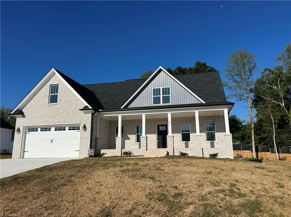 211 Cool Run, Lexington, NC 27295