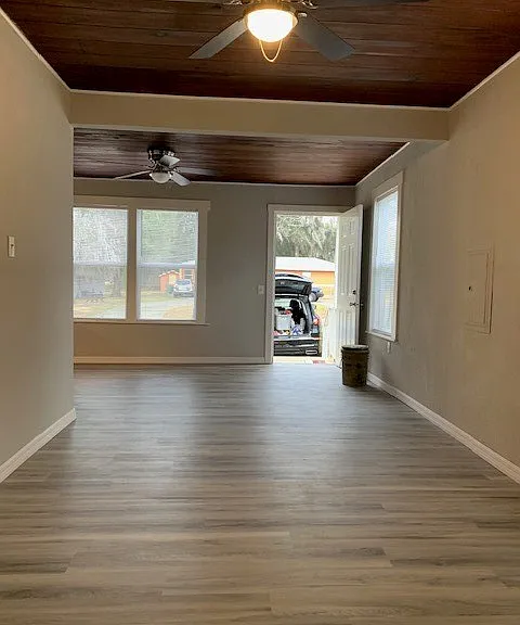 302 W Zephyr St — Photo 9