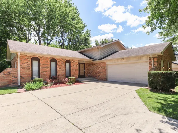 6843 Glacier Dr, Indianapolis, IN 46217