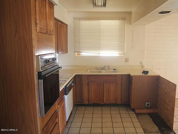 4th image of 5720 W Rosewood Ln