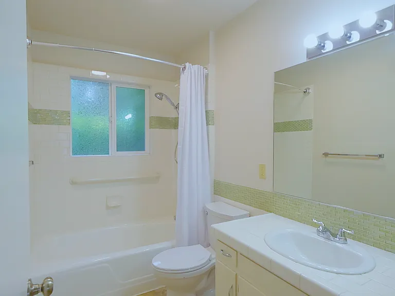 6214 SE Woodstock Blvd — Photo 12