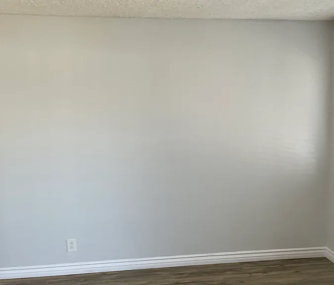 13920 Doty Ave #2 — Photo 7