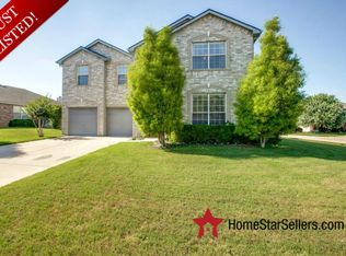 1100 River Ridge Rd, Roanoke, TX 76262