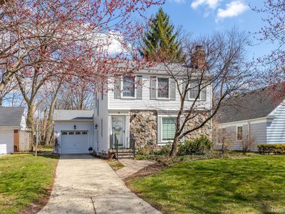 4 Duxbury Ln, Dearborn, MI, 48120
