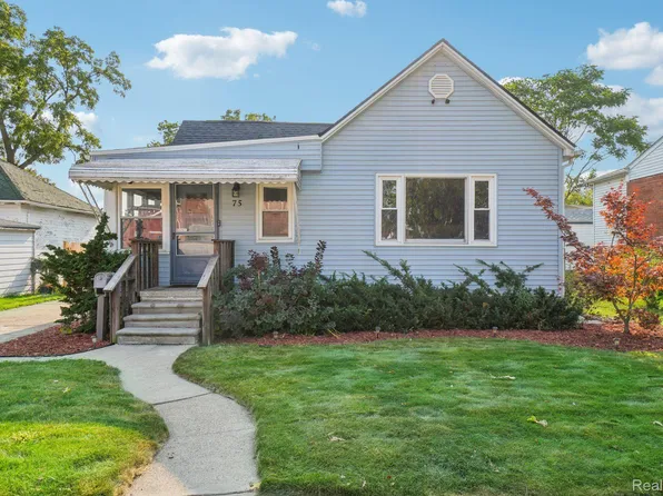 75 Meadle St, Mount Clemens, MI 48043