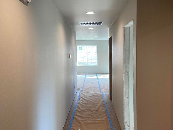 2nd image of 1101 S Newberry Ln