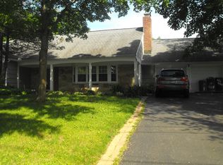 46 Abbott Rd, Somerset, NJ 08873