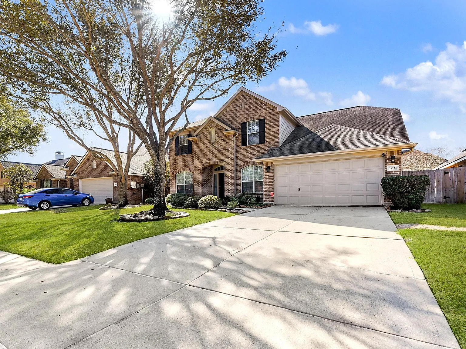 4 bed, 3.5 bath, 2888 sqft, $2,900 — Photo 3