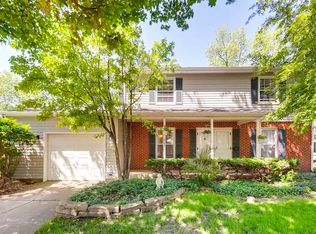 1887 Vermont St, Rolling Meadows, IL 60008