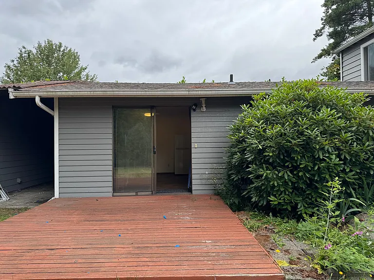 16747 3rd Ave NE — Photo 8