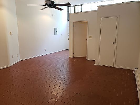 3rd image of 155 Manhattan Ave #1F