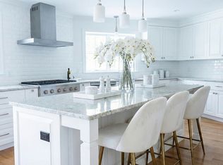 150 Country Club Rd, Newton, MA 02459