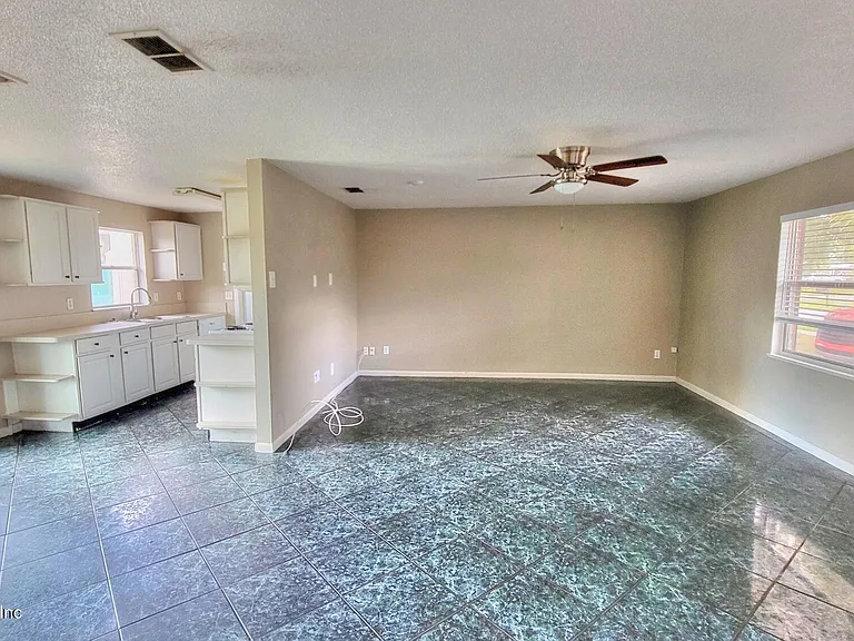 2472 Fernside Rd — Photo 8