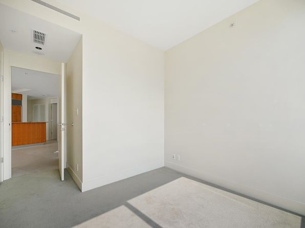 2 bedroom rental in Vancouver — photo 21
