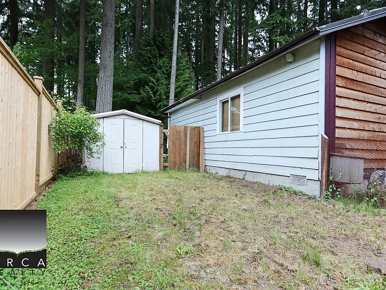 2752 Byron Rd — Photo 12