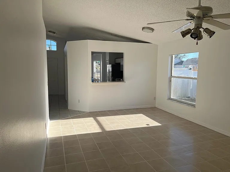 9176 Fort Jefferson Blvd #9176 — Photo 2