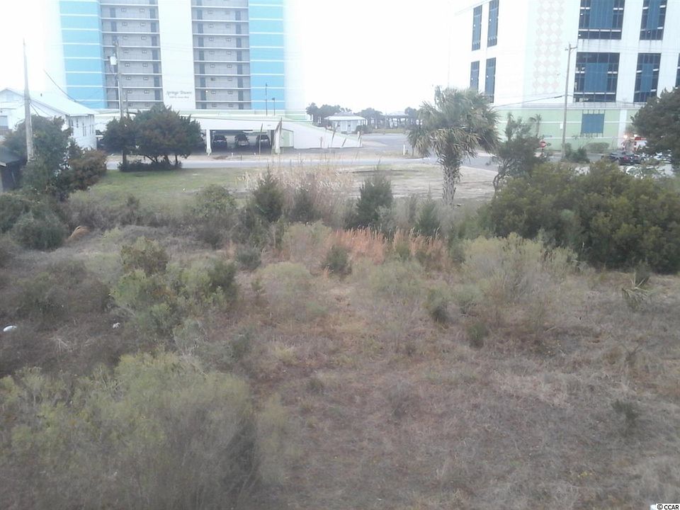 1st image of 214 22nd Ave N