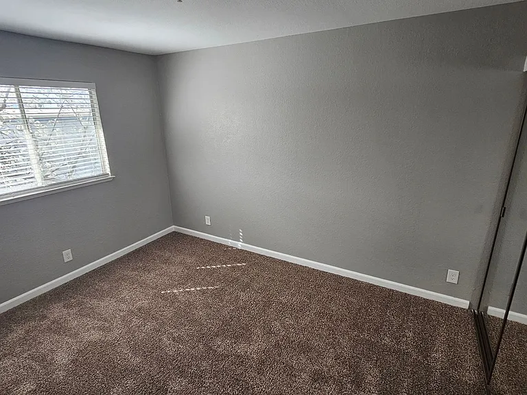 1601 Hood Rd — Photo 30