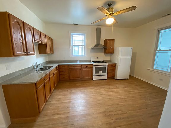 3rd image of 3706 N Kimball Ave #2