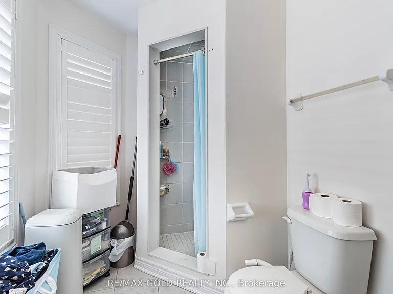 110 Banbridge Cres — Photo 18