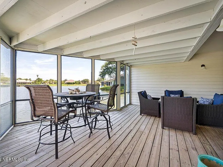 10 Little Bay Harbor Dr — Photo 31
