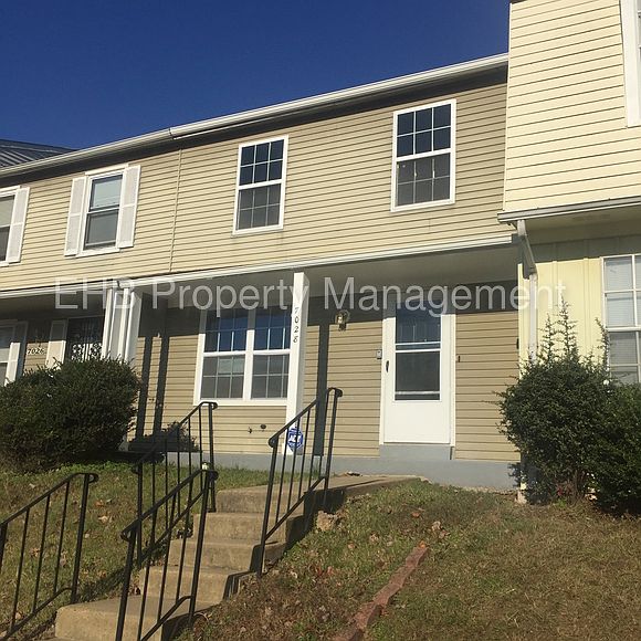 7028 Marbury Ct, District Heights, MD 20747 Zillow