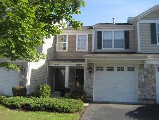 1st image of 4042 Oak Tree Ln #4042