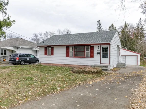 3839 43rd St, Des Moines, IA 50310