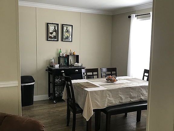 5th image of 282 Scott Blvd