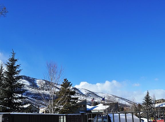 4th image of 1150 Deer Valley Dr #1028