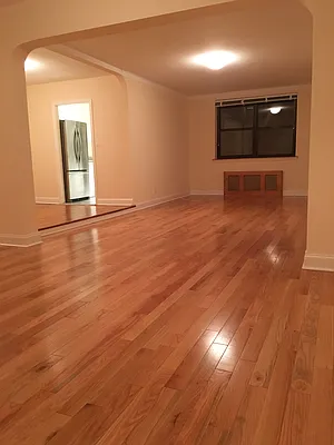 Rented by Kew Forest Realty Inc | media 2