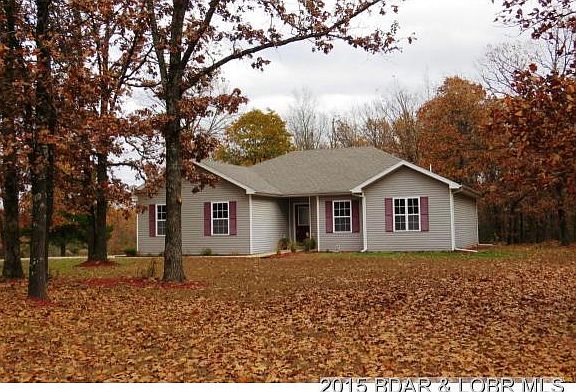 3rd image of 27010 Maine Dr