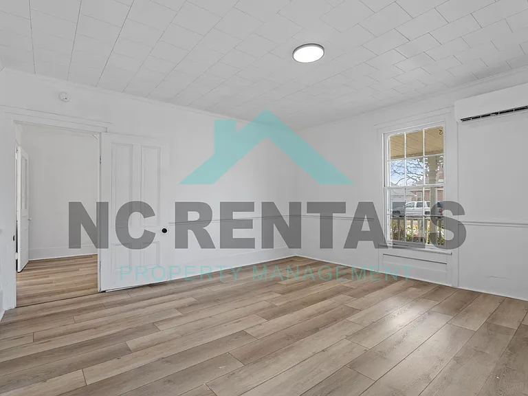 5001 Marriott St — Photo 18