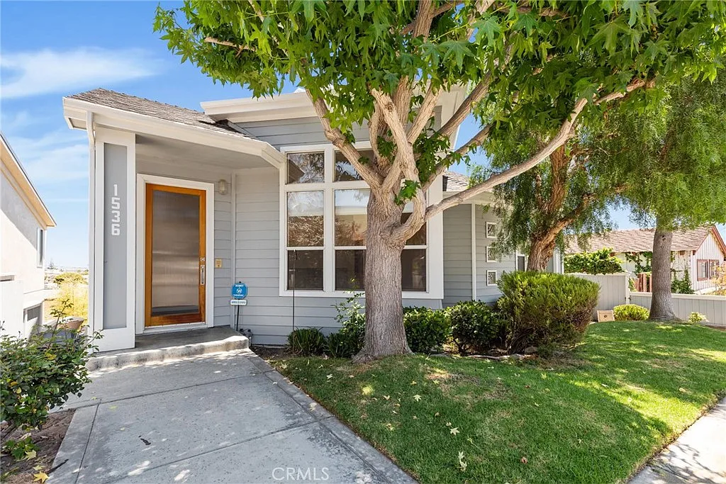 4 bed, 3539 sqft, $10,995 — Photo 1