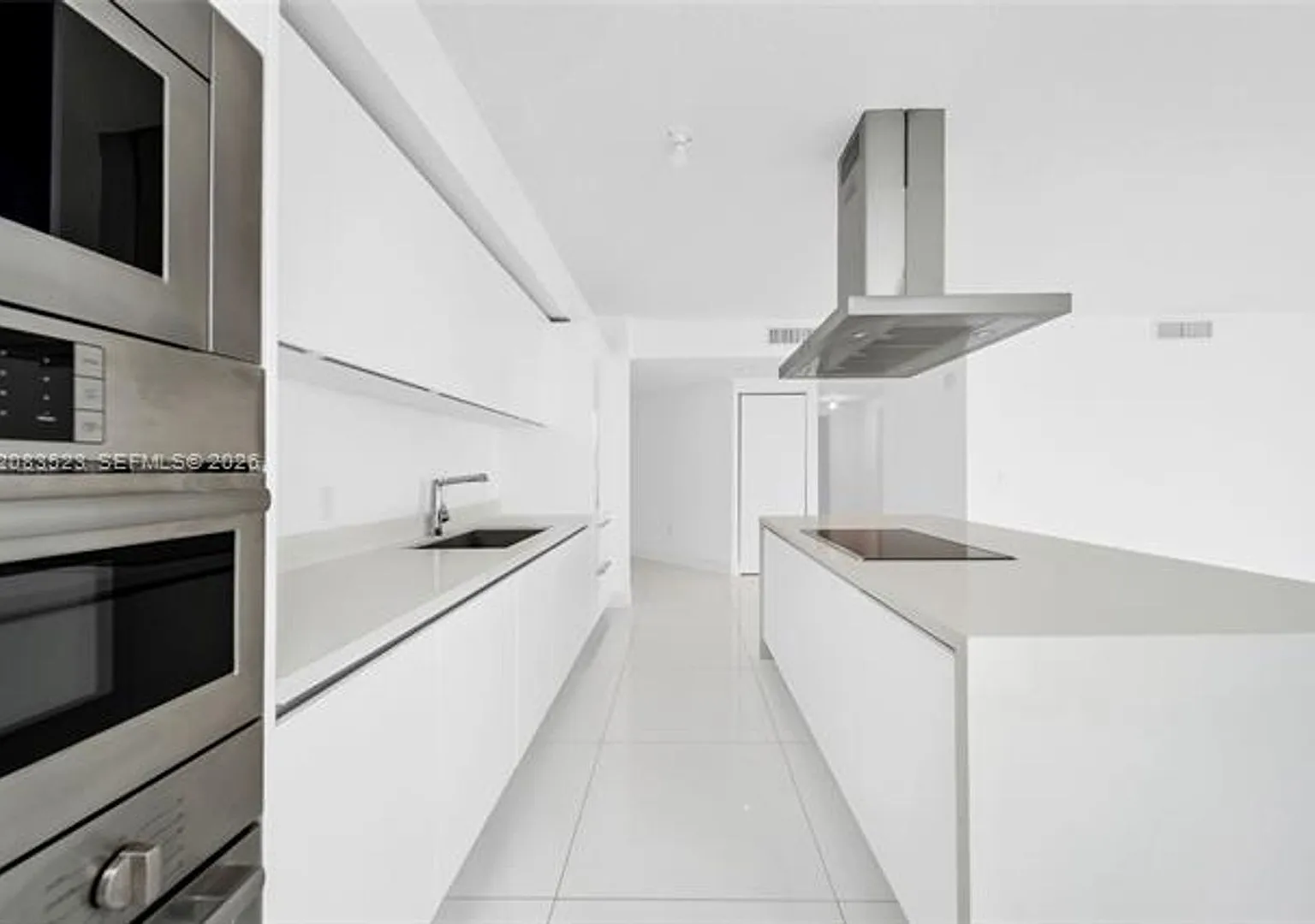 300 Sunny Isles Blvd cu-4-701, Sunny Isles Beach, FL 33160 — Photo 1