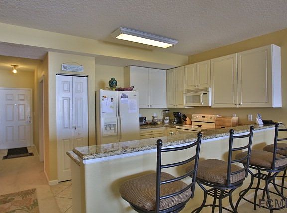 2nd image of 80 Surfview Dr APT 617