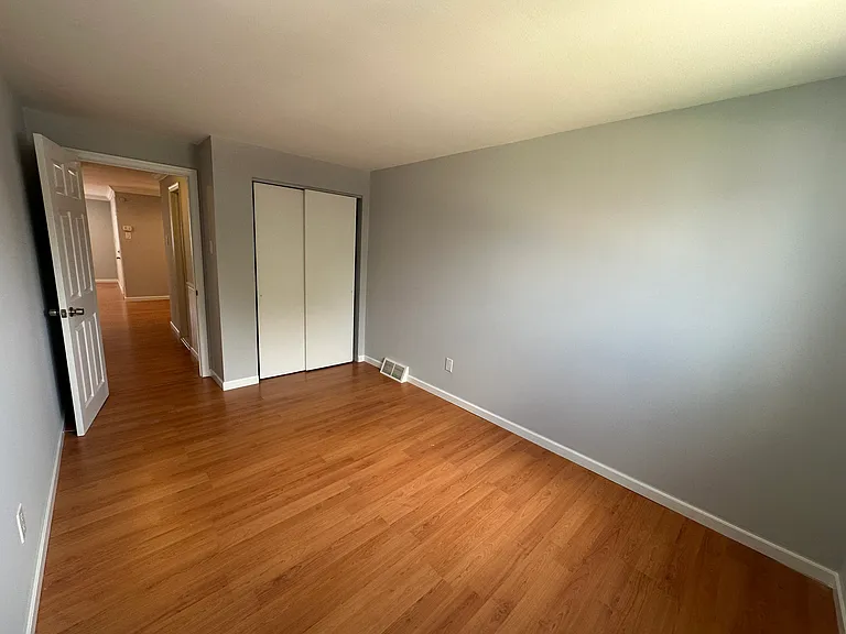 9414 Kirkwood Rd #1 — Photo 10